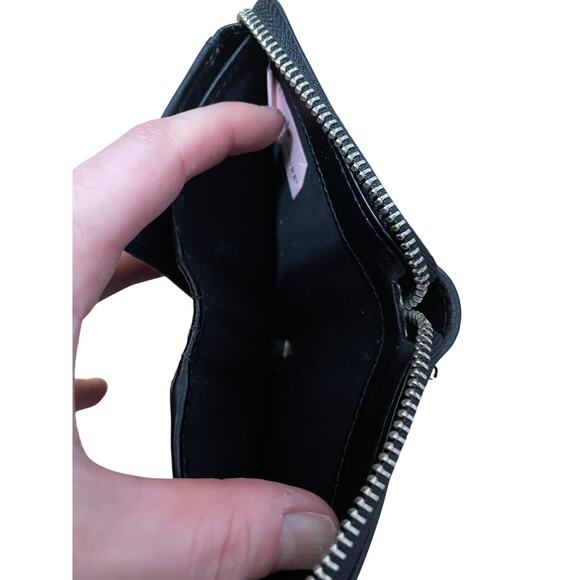 Juicy Couture Black Textured Zip Around Closure Embroidered Heart Crown‎ Wallet - Picture 7 of 8